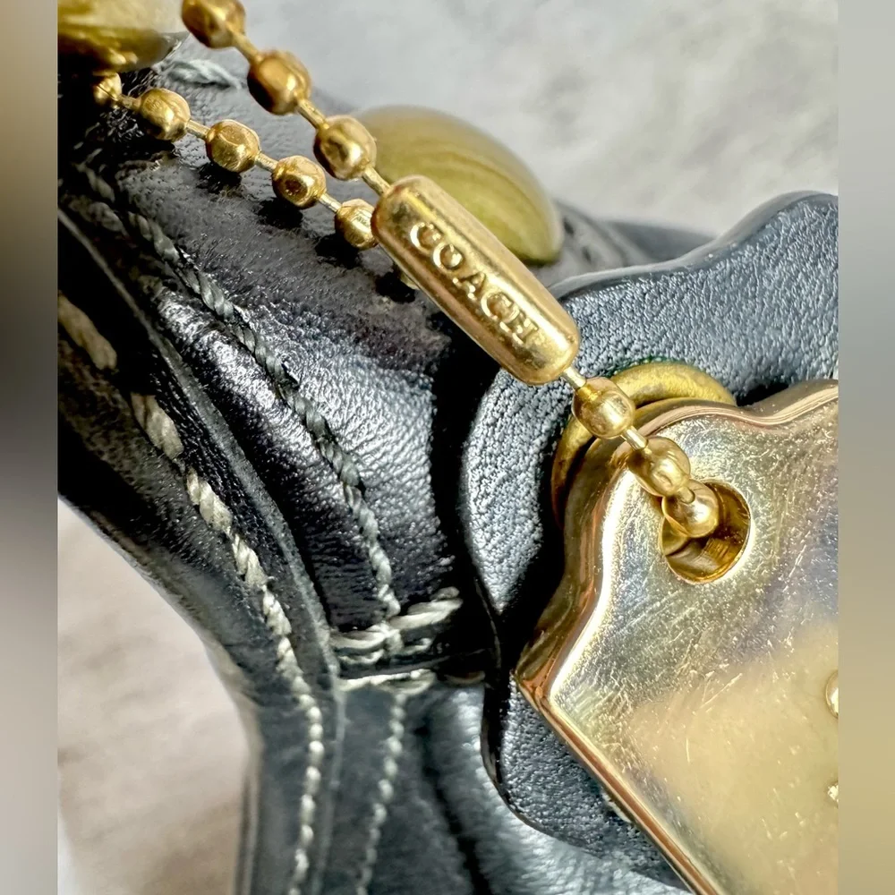 Coach Y2K Black Leather Bleecker Duffle w/ Tattersall Lining - Aprox 12” x 10” - Picture 14 of 17